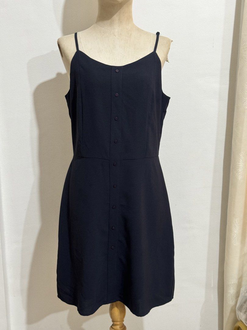 GTWFAB Navy Blue Dress (Category: Dresses) located in Davao. Submitted by therealtrader8 (Listing ID 1430646691, Image 1). Description: .