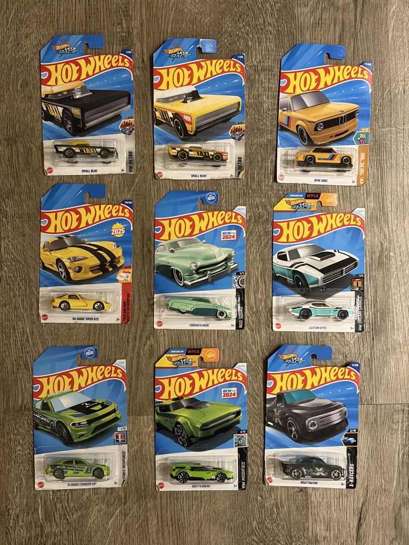 Hot Wheels Collection Take All (Category: Vehicle & Diecast Models) located in Taguig. Submitted by sonnyobssessed (Listing ID 1430602002, Image 2). Description: Take all for ₱3.5 Pickup from BGC.
