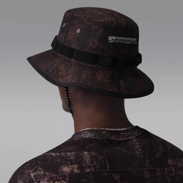 JORDAN APEX HIKE MIKE BUCKET HAT (Category: Caps & Hats) located in Manila. Submitted by keepgrind2023 (Listing ID 1430681851, Image 2). Description: JORDAN APEX HIKE MIKE BUCKET HAT SZ SMALL and MEDIUM ADULT.