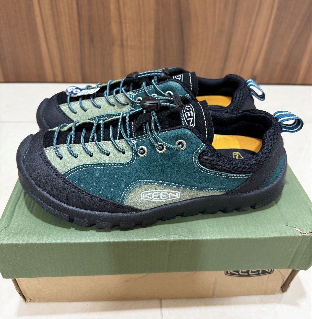 Keen Jasper Chipmunk/ Birch (updated on 7 May 26) (Category: Casual shoes) located in Singapore. Submitted by tgxtoon (Listing ID 1207125067, Image 3). Description: Keen Jasper Chipmunk/ Birch size US 7 Keen Jasper Rock SP size US 6 Self collect at my place or top up for delivery. .