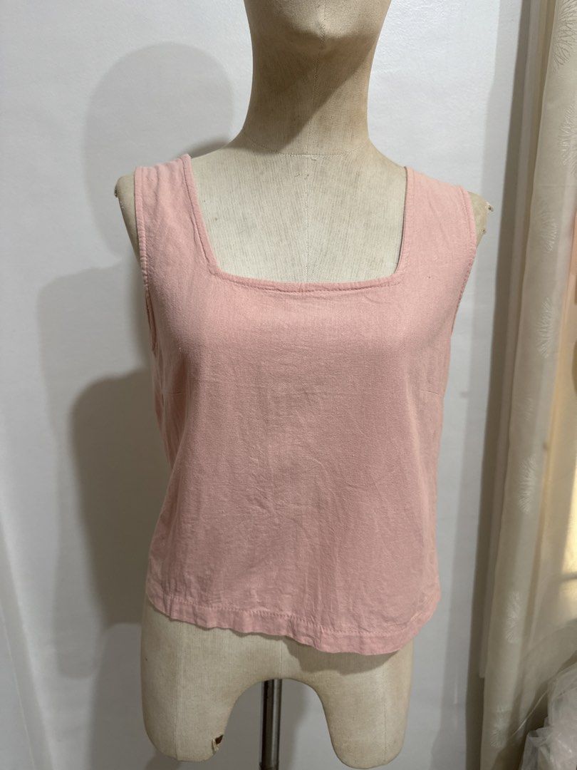 Lazy Fare Square Neck Top (Category: Shirts) located in Davao. Submitted by therealtrader8 (Listing ID 1430651153, Image 1). Description: .