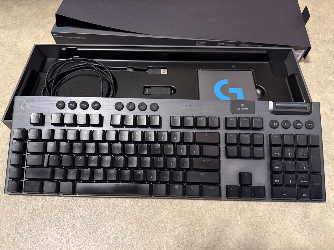 Logitech G915 Lightspeed Wireless Mechanical Keyboard475629311996743680