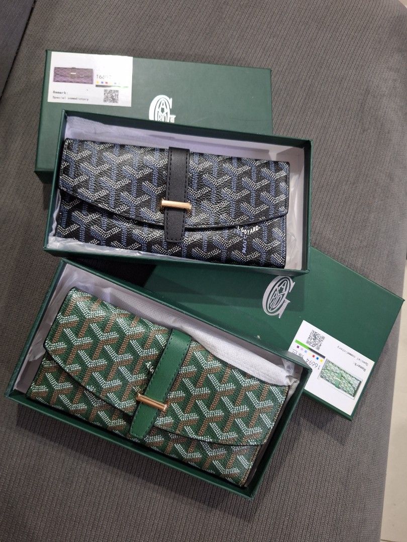 LUXURY WALLETS (Category: Luxury Bags & Wallets) located in Cabuyao City. Submitted by pastelblack88 (Listing ID 1430630170, Image 2). Description: price range - 350-500 each wallet message me nalang po for the price of the wallet you like.