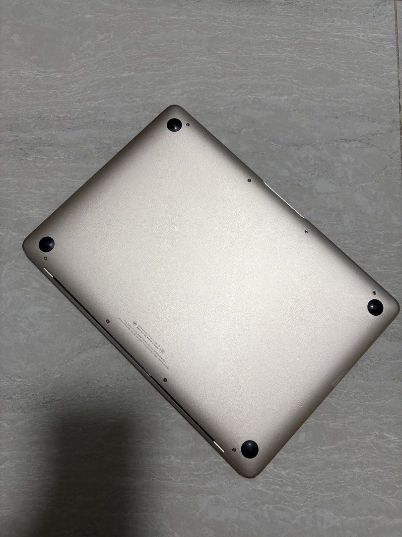 MacBook 2016420563086958274563