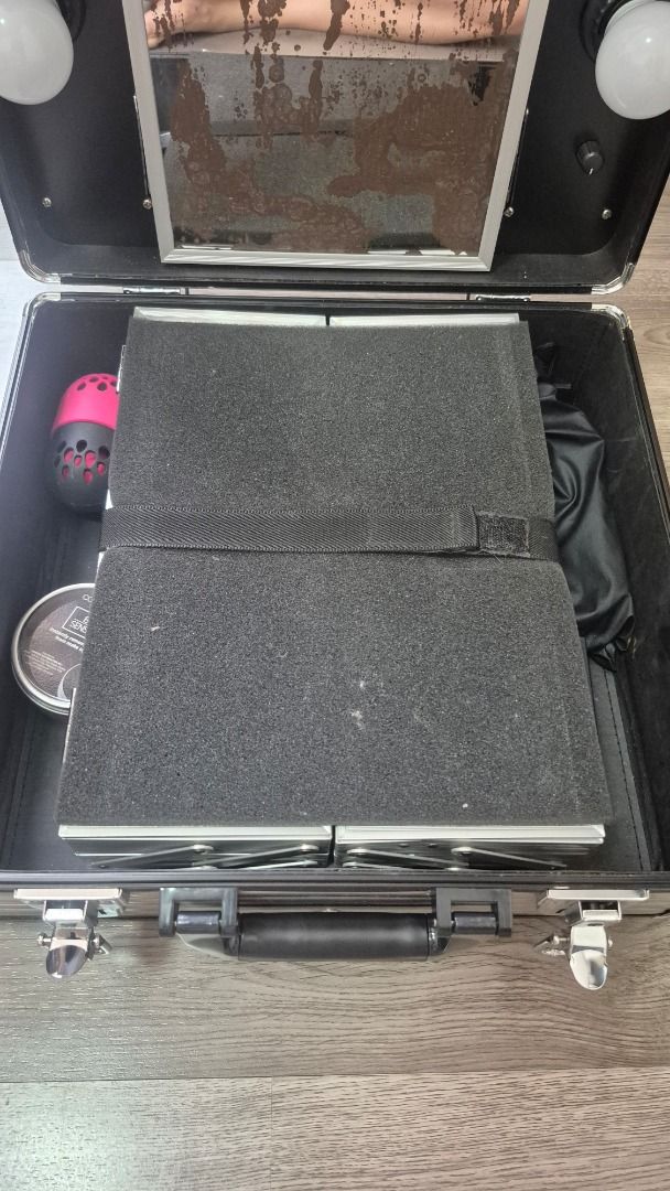 Make up kit/box (for MUA'S) (Category: Makeup) located in Meycauayan. Submitted by ayquil (Listing ID 1430631406, Image 2). Description: ✨ FOR SALE: Makeup Organizer ✨ • Brand: Suesh • Still in good condition • Mirror needs a little fixing (due to storage) • With 4 adjustable lights 💡 • With multiple compartments (super organized!) RFS: Decluttering. This was just used for my make up class last 2018. But wasn't used after. Perfect for your vanit