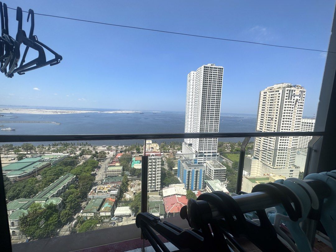 Malate Bayview (Category: Apartments & Condos) located in Manila. Submitted by ronald.pontuya (Listing ID 1430615194, Image 2). Description: 42 sqm one bedroom with balcony facing Manila Bay.