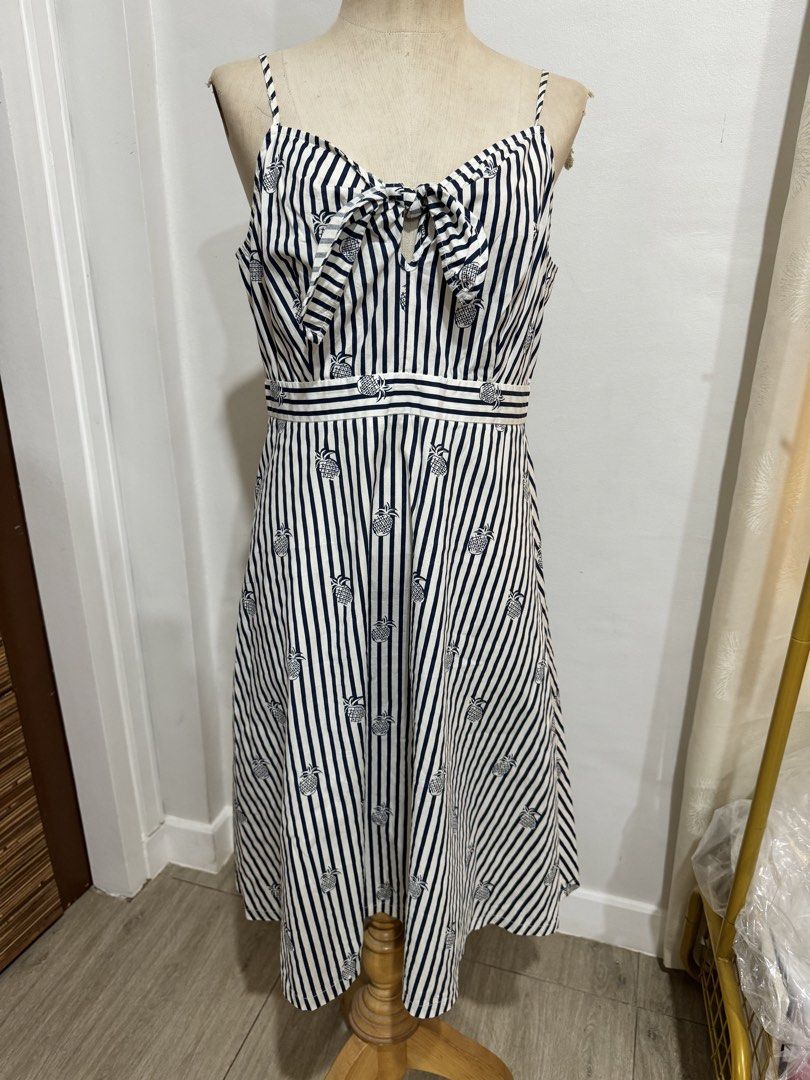 Mango Casual Striped Pineapple Dress (Category: Dresses) located in Davao. Submitted by therealtrader8 (Listing ID 1430653465, Image 1). Description: .