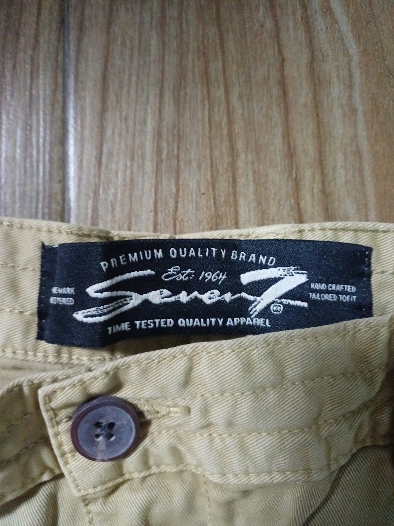 NEW (L/36x32.5) Seven7 Khaki Cotton Cargo Pants (Category: Jeans) located in San Mateo. Submitted by misskay.94 (Listing ID 1430715286, Image 3). Description: 💡 1st pic similar fit only.