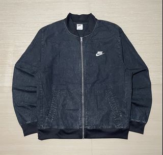 (Category: ) located in . Submitted by drippinthrift (Listing ID 1430656580, Image 1). Description: .