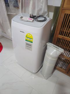 (Category: ) located in . Submitted by sold4good (Listing ID 1430703745, Image 1). Description: .