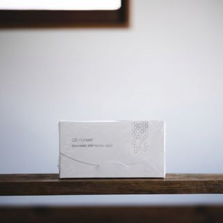 （分類：）位於 。 由 bonitaskin 提交（商品編號 1430765790，圖片 1）。簡介： 。