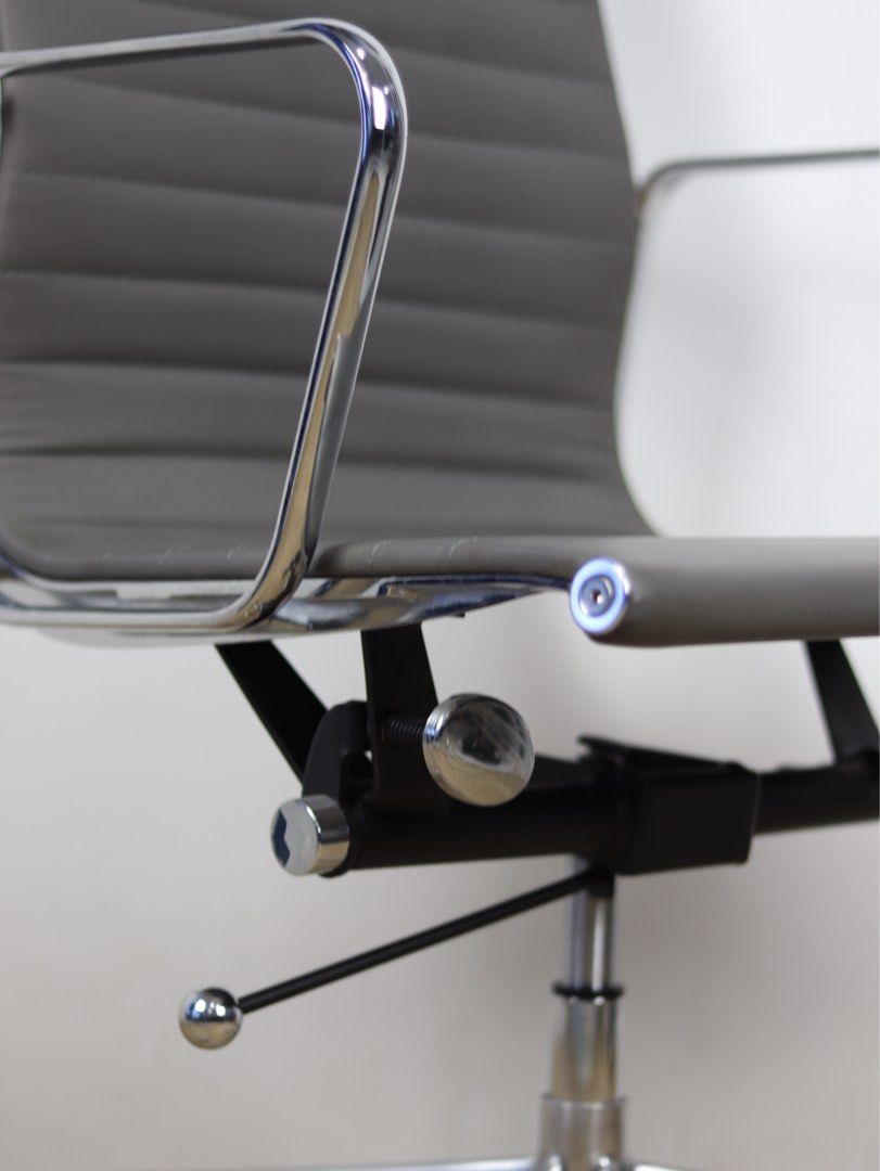 Office chair Eames REPRO (Category: Chairs) located in Binan City. Submitted by rgmofficefurniture (Listing ID 1430603936, Image 3). Description: Brand new Eames repro Leather Height adjustment Recline heavy duty We give discount on bulk orders .