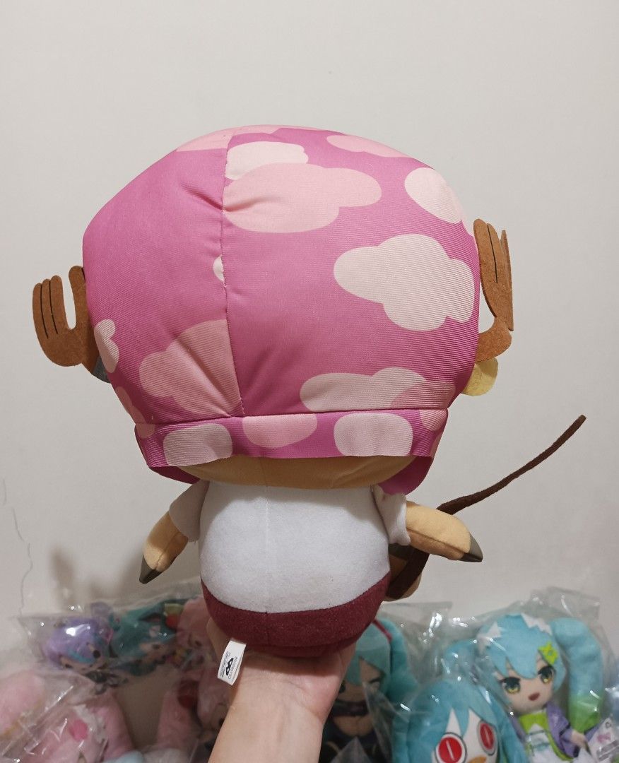 One Piece Tony Tony Chopper Large Plush (Category: Plushies & Soft Toys) located in Manila. Submitted by playmateklub (Listing ID 1430419221, Image 2). Description: - Brand: Banpresto - Large size - Shipping fee c/o buyer - No COD. Payment First..