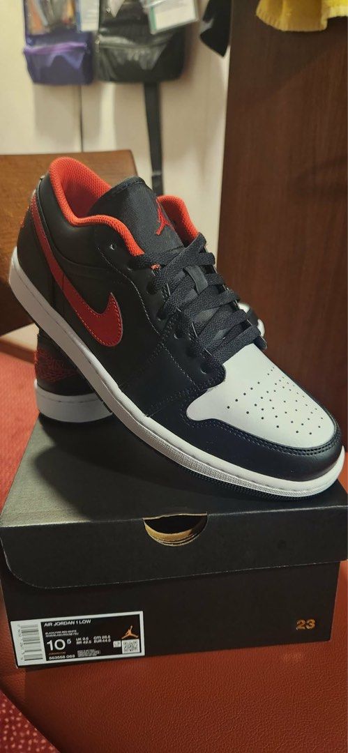 Origina Air Jordan 1 Low (Category: Sneakers) located in Quezon City. Submitted by lrmdln (Listing ID 1430609267, Image 2). Description: Used 3x only..