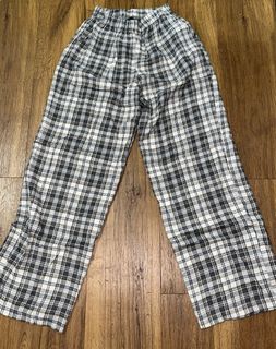 (Category: ) located in . Submitted by pv.tri (Listing ID 1430712247, Image 1). Description: .