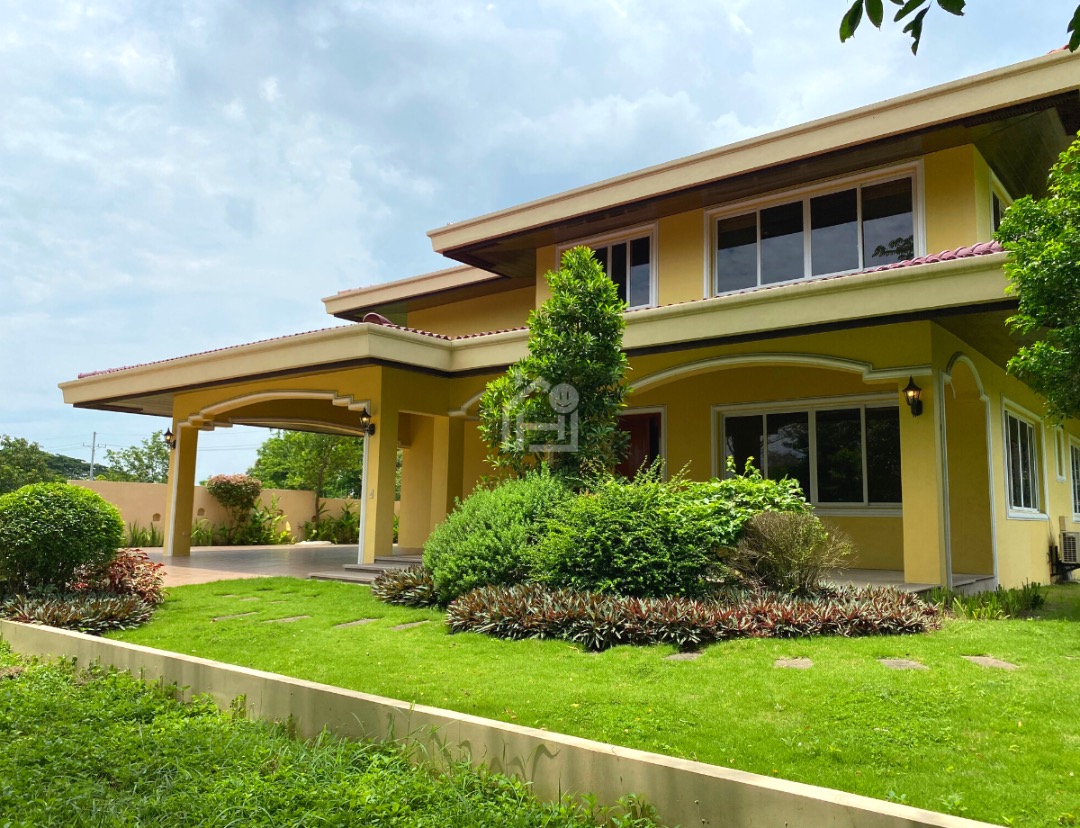 (Category: ) located in . Submitted by myhappyhomeph (Listing ID 1430692853, Image 1). Description: .