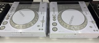 (Category: ) located in . Submitted by djmusicshop (Listing ID 1430685679, Image 1). Description: .