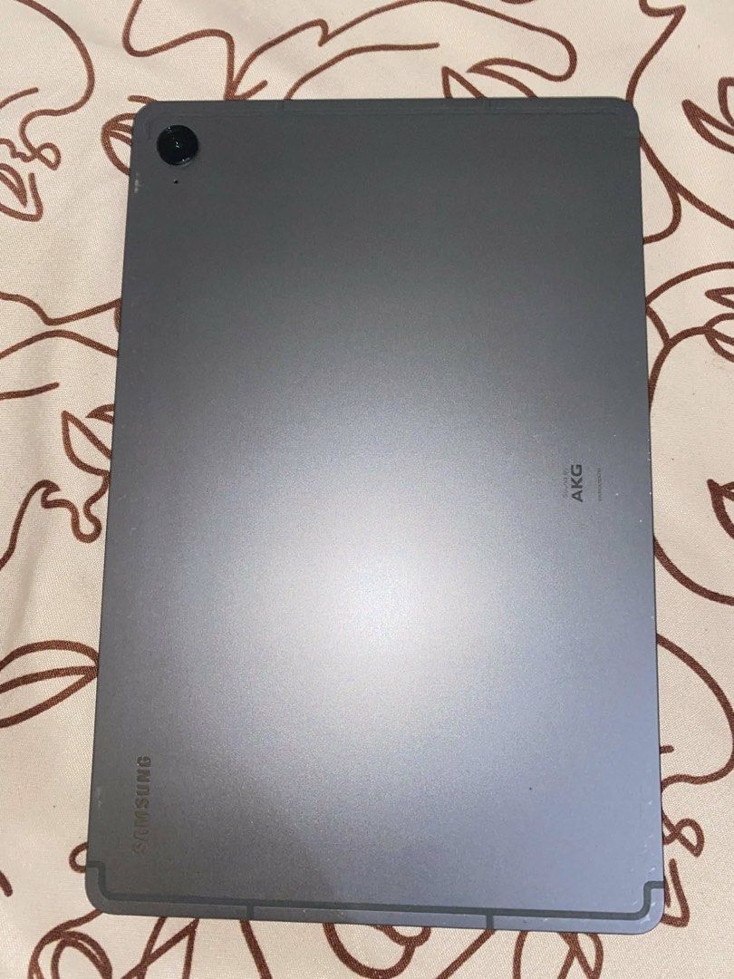 Samsung Galaxy Tab S9 FE (Category: Android) located in San Fernando. Submitted by c.amerrie (Listing ID 1430619067, Image 2). Description: Samsung Galaxy Tab S9 FE 128 gb pm if interested.