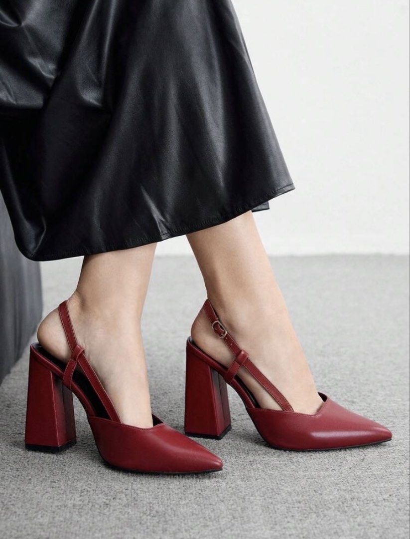 SHEIN Burgundy Block Pointed SlingBack Heels (Category: Heels) located in Manila. Submitted by rndmstuffzbya (Listing ID 1430663677, Image 1). Description: super sexy sa paa and very nice, used once lang. bagong bago pa po ang quality and halata naman sa pic and yung soles hindi masyadong gamit at madumi. i got this on sale mga 700+ sa black app bow selling for 500 kasi hindi ko na ginagamit. adjustable yung sling, 9cm yung heel nya pero since bl