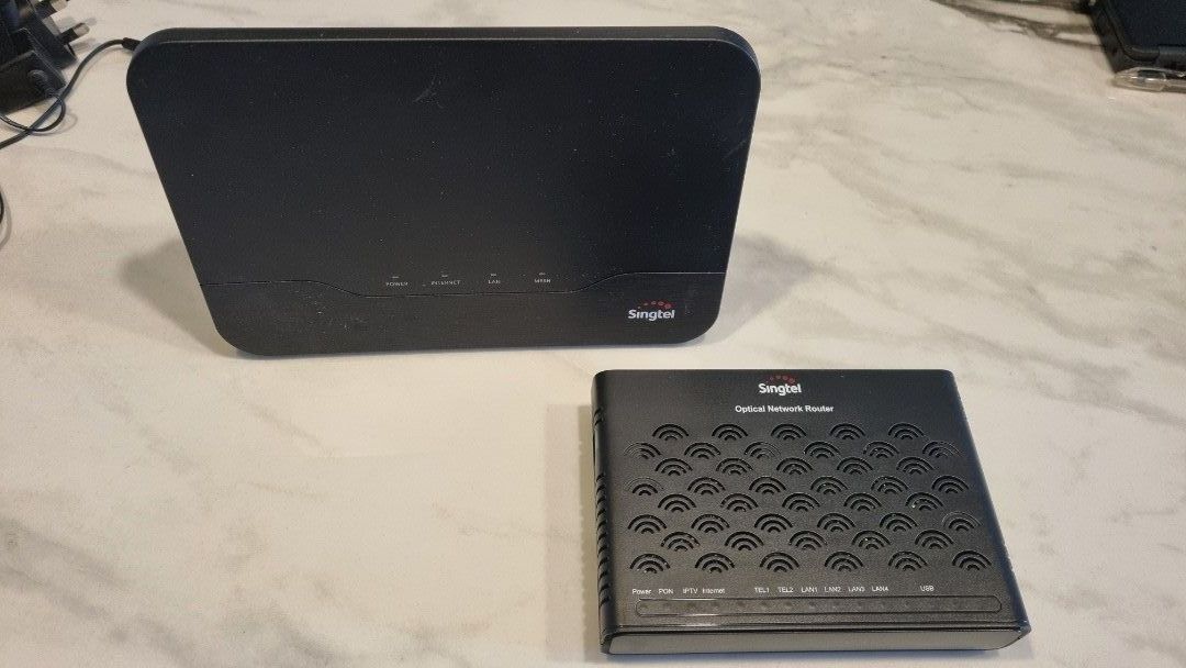 Singtel Optical Network Router, Computers & Tech, Parts & Accessories ...
