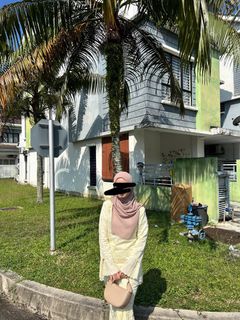 (Category: ) located in . Submitted by nurfatimahs (Listing ID 1428261563, Image 1). Description: .