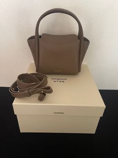 (Category: ) located in . Submitted by qc--preloved (Listing ID 1430794026, Image 1). Description: .