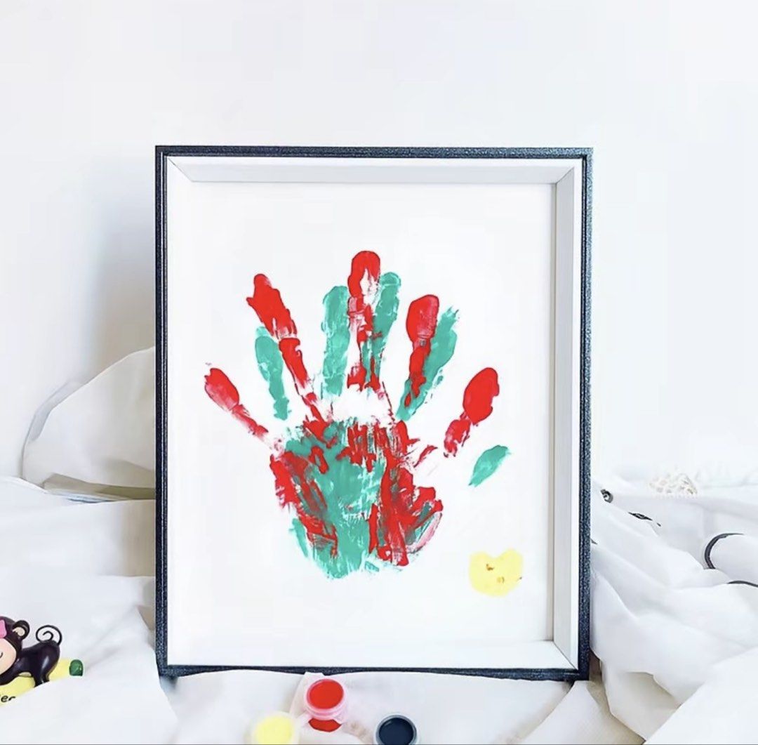 Souvenirs DIY hand print (Category: Frames & Pictures) located in Manila. Submitted by preloveda05 (Listing ID 1430675978, Image 3). Description: brandnew DIY HANDprint frame perfect for souviners black & brown 24pcs available 10 inches complete w paint 140- 165regular price 49 each priority take all tayuman Manila .