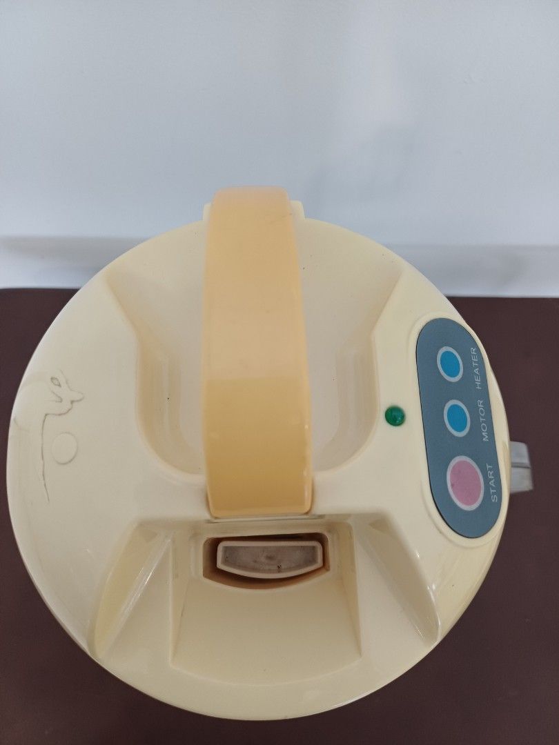 Soy Milk Maker (Category: Other Kitchenware & Tableware) located in Quezon City. Submitted by CraftsItemsCleanUpSale (Listing ID 1430669226, Image 3). Description: [Decluttering Sale] Soy Milk Maker Features: Soy Milk Maker. Easy to use. Makes fresh soy milk. *Please read: Items Clean Up Sale Please chat with me for any questions or for more photos. Items are sold as is..