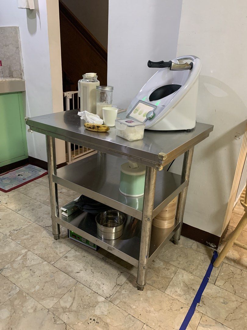 Stainless Steel Kitchen Table (Category: Other Kitchenware & Tableware) located in Quezon City. Submitted by fellowsheep (Listing ID 1430707078, Image 1). Description: Stainless table RFS: change dimensions.