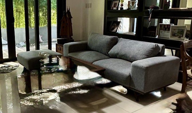 Surrey 3-Seater Sofa (Category: Sofas) located in Pasig City. Submitted by bubu8282 (Listing ID 1430599313, Image 3). Description: Our home 3 seater sofa and ottoman Used for 4 years Some stains on fabric cover.