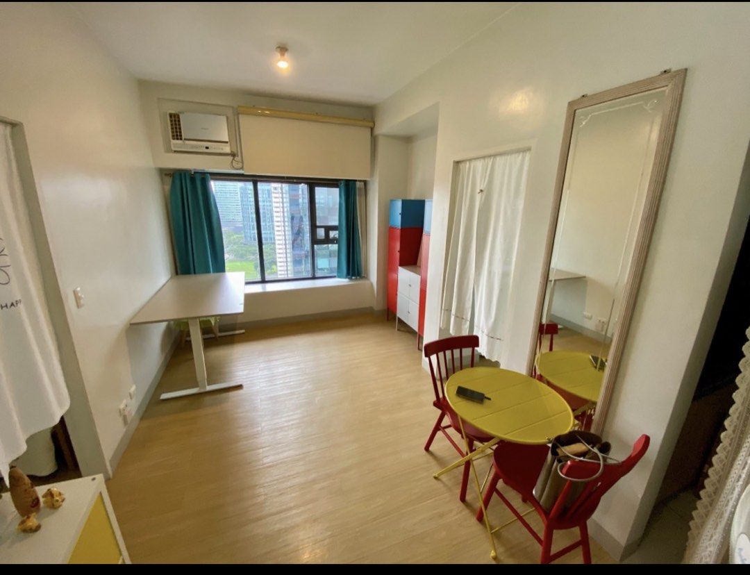 The Levels Condominium Alabang (Category: Apartments & Condos) located in Muntinlupa City. Submitted by riantique_3 (Listing ID 1430618222, Image 2). Description: FOR SALE THE LEVELS ANAHEIM Filinvest Alabang 2BR with 1 T&B Corner Unit Fully furnished Remodeled includes the following: * 3 x aircon * ALL curtains & blinds * 2 x Built-in closet * 1 x queen size bed (ikea hemnes) * 1 x king size bed * Multiple drawers (ikea alex) * 1 x Laundry machi