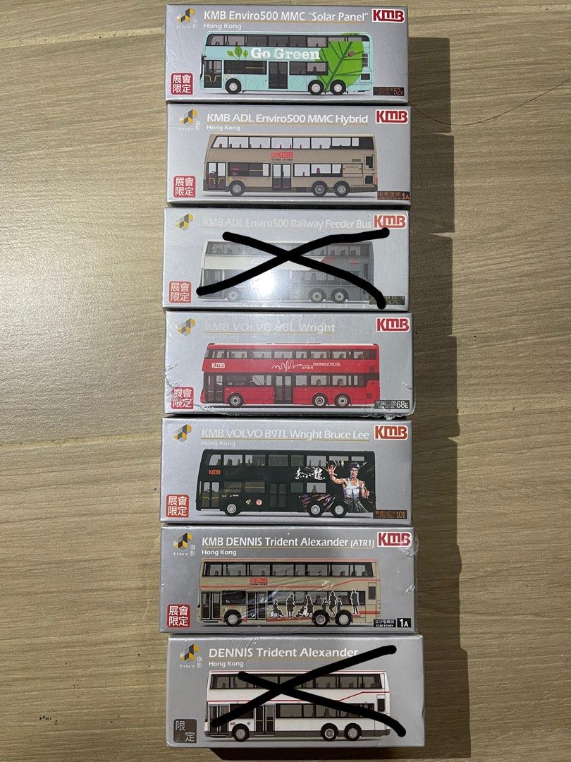 Tiny 微影 巴士模型 (多款) （分類：汽車模型）位於 Hong Kong。 由 tommitonihaha 提交（商品編號 1430387421，圖片 3）。簡介： 出售多款 Tiny City KMB 巴士模型，包括不同型號和款式。模型均為盒裝，適合收藏或送禮。部分型號為展會限定版，極具收藏價值。如有興趣，歡迎查詢。 80蚊一架，數量多可再折。