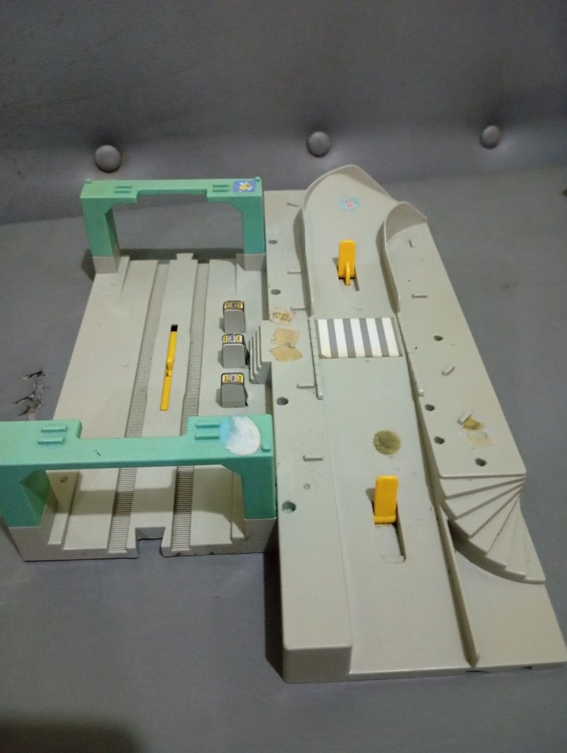 Tomy Plarail ticket gate (Category: Action & Battle Toys) located in Silang. Submitted by samflores2k4t7 (Listing ID 1430680921, Image 2). Description: For sale Tomy Plarail ticket gate Made in Thailand.