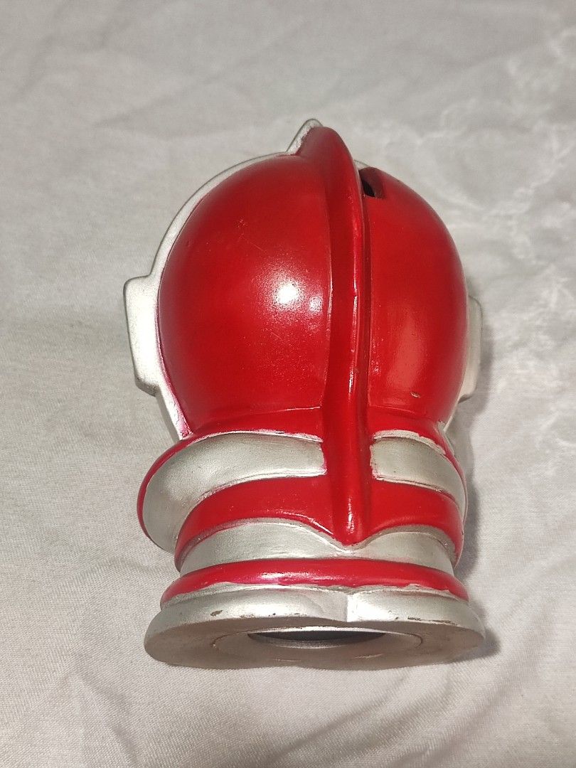 Ultraman coin bank (mini) (Category: Figurines & Statues) located in Manila. Submitted by olx156 (Listing ID 1430630784, Image 2). Description: .