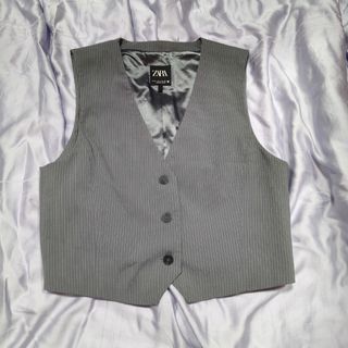 (Category: ) located in . Submitted by styledbyyvonne (Listing ID 1430718875, Image 1). Description: .