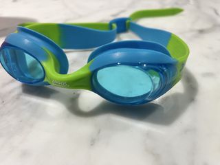 (Category: ) located in . Submitted by MomOnTheRunway (Listing ID 1430639921, Image 1). Description: .