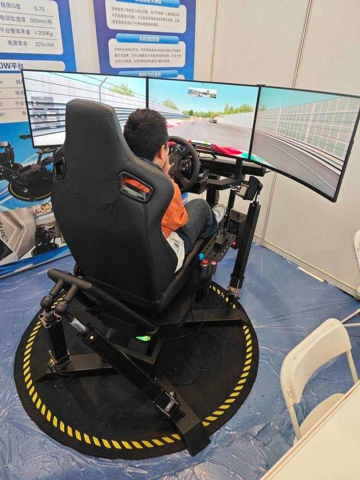 6DOF FULL-MOTION HELICOPTER FLIGHT SIMULATOR (Category: PlayStation) located in Pasig City. Submitted by ernalyn.22 (Listing ID 1430823765, Image 3). Description: 🚁 6DOF FULL-MOTION HELICOPTER FLIGHT SIMULATOR Professional Aviation & VR Entertainment Simulator Transform your arcade, aviation school, or entertainment center with a realistic 6-axis motion helicopter simulator designed for commercial VR centers, training facilities, and gaming busi