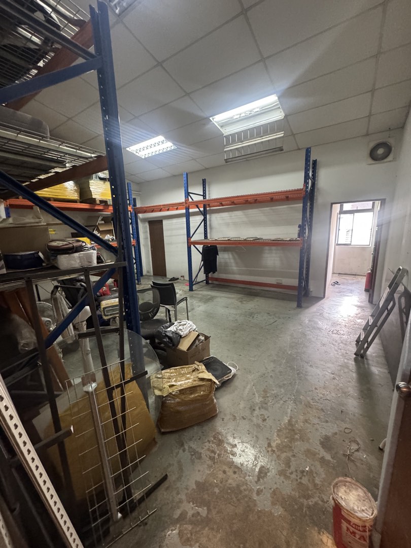(Category: ) located in . Submitted by usedequipmentforkliftstacker (Listing ID 1430964435, Image 1). Description: .