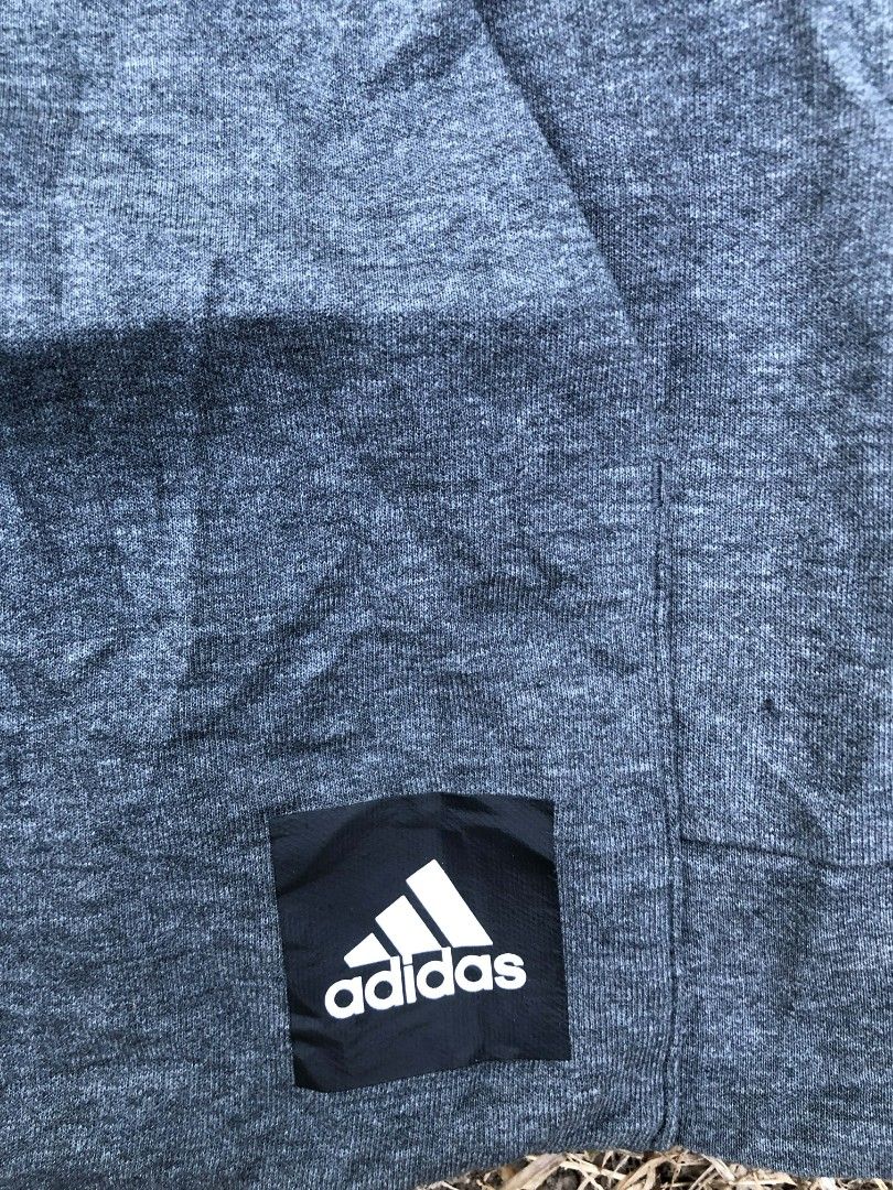 Adidas bomber track jacket (Category: Activewear) located in Talisay. Submitted by thrift_ni_cj (Listing ID 1430898558, Image 3). Description: .