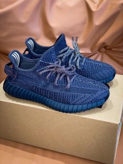 adidas gazelle silver green womens Adidas Yeezy Boost 350 V2 Antlia (Non-Reflective)