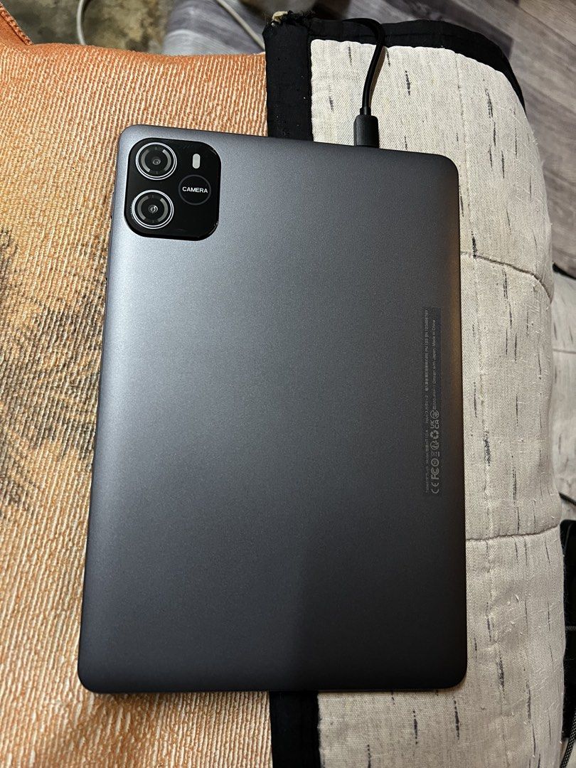 Android Tablet (Category: Android) located in General Mariano Alvarez. Submitted by happyocean_e09c35 (Listing ID 1430931576, Image 2). Description: Android 15 Tablet (Japan unit) BRAND NEW 12 inch display Octa-core processor 128 GB 8GB RAM Both camera is working No issues Complete with box Good for online classes, browsing, and videos RFS: extra device / not being used.