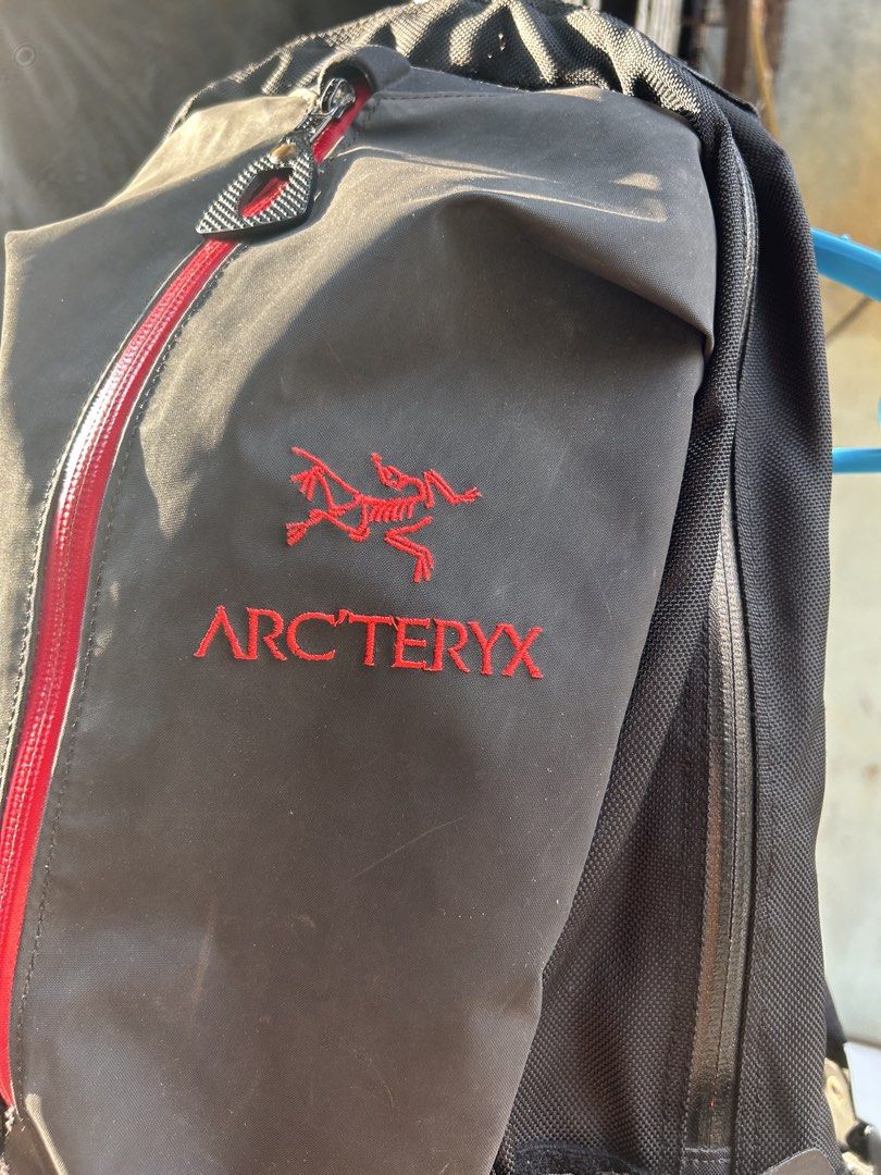 Arcteryx Arro 22 Red (Category: Backpacks) located in Caloocan City. Submitted by archivedrift (Listing ID 1430888637, Image 3). Description: fixed free shipping for sure buyer.