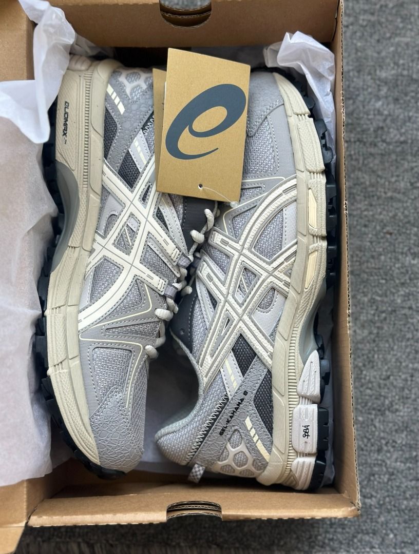 ASICS Gel-Kahana 8 Silver Dark Grey Running Shoes Gray Brown (Category: Sneakers) located in Singapore. Submitted by samuelworld (Listing ID 1430861844, Image 3). Description: ✅ Full range of men’s & women’s sizes available ✅ Brand new, authentic, original packaging ✅ Real product photos provided ✅ 24/7 online service, feel free to consult ✅ For more styles, please send us a private me.
