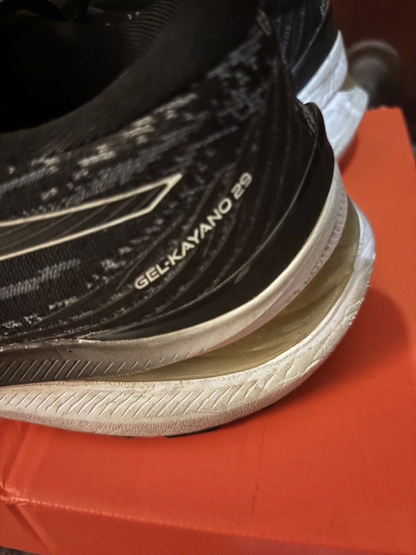 Asics Gel-Kayano 29 Running Shoes - Black (Category: Sneakers) located in Singapore. Submitted by pristine7 (Listing ID 1430924434, Image 2). Description: - Asics Gel-Kayano 29 running shoes - Black and white colourway - no original box In relatively good condition as hardly worn.