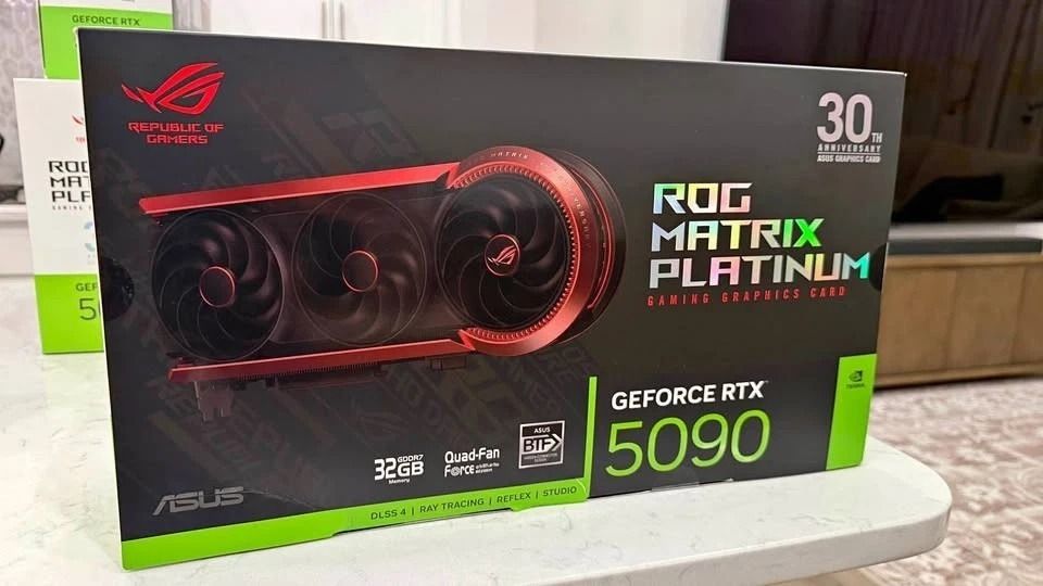 ASUS ROG Matrix Platinum GeForce RTX 5090 - 30th Anniversary Edition In ...
