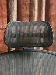 HERMAN MILLER 🪑 Collection item 2