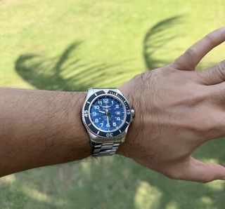 (Category: ) located in . Submitted by luxurycollectionhouse (Listing ID 1429910323, Image 1). Description: .