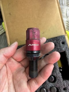 （分類：）位於 。 由 henrycheungcc 提交（商品編號 1430951726，圖片 1）。簡介： 。