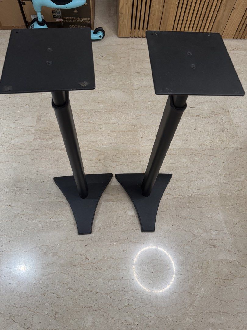 Black Speaker Stands - Pair421305798278533120