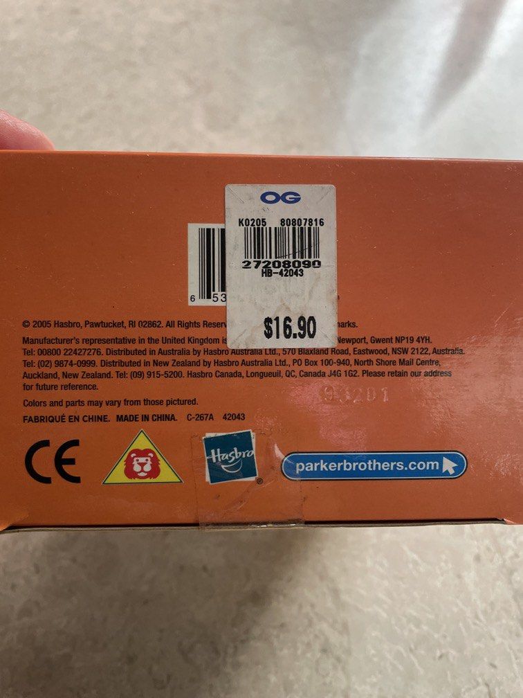 Boggle (Category: Board Games & Puzzles) located in Singapore. Submitted by redoscar (Listing ID 1430869530, Image 3). Description: Old but lightly used. In very good condition. Get your kids away from the mobile phones and also improve their vocabulary at the same time!.